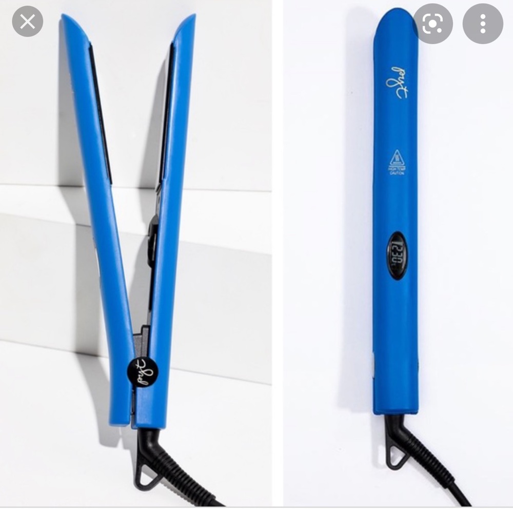 PYT HAIR iron/styler
Titanium Styler
Sapphire Blue
